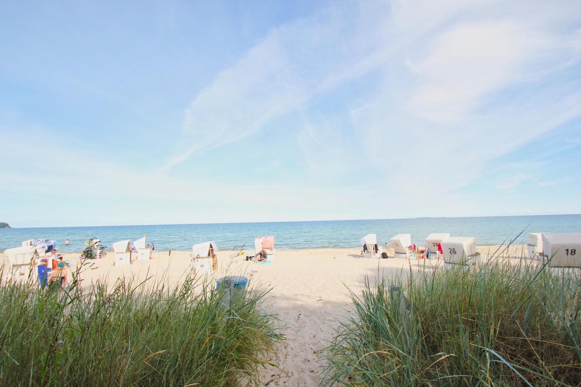 Appartementhaus Inselwind FeWo 13 MEERstrand Meerblick, Gartennutzung Groß Zicker Buitenkant foto